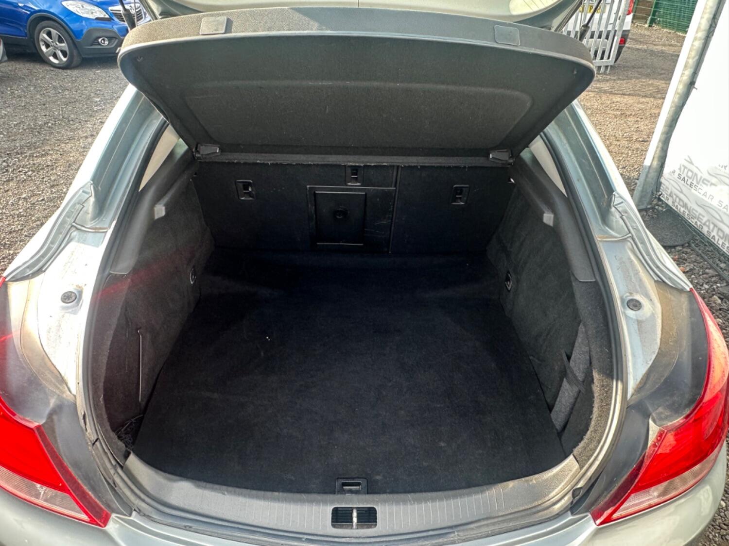 Used Vauxhall Insignia 2011 for sale - 76541564: Photo 7