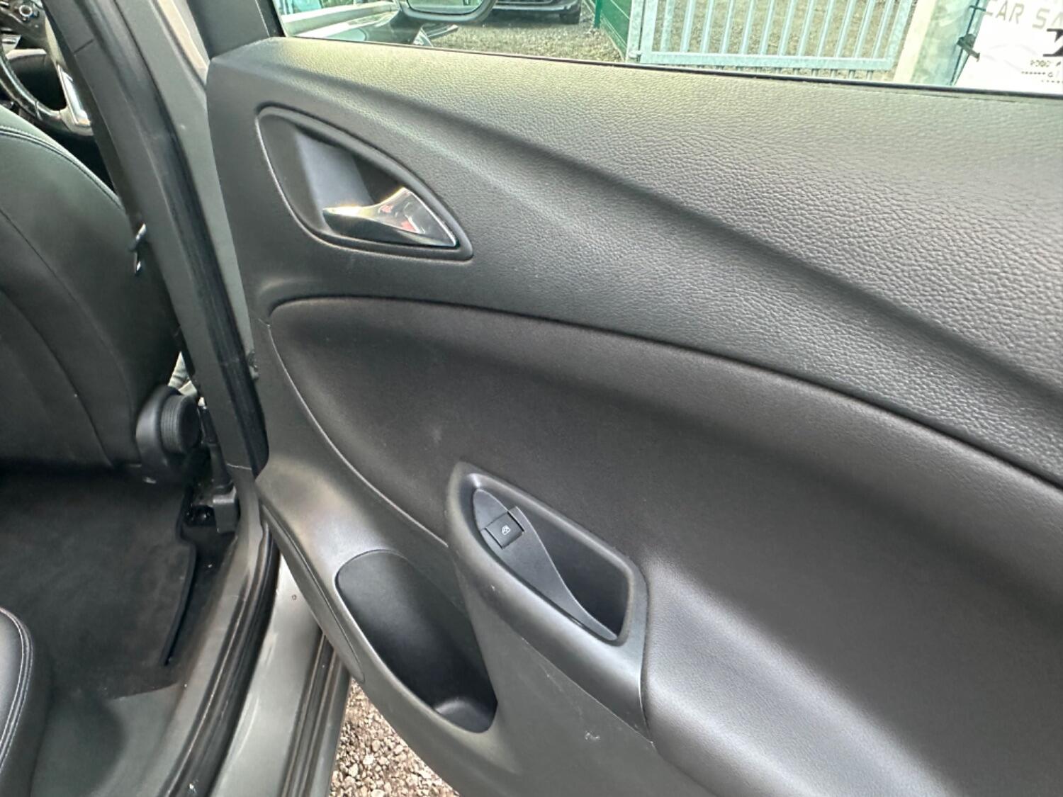 Used Vauxhall Astra 2017 for sale - 76273301: Photo 35