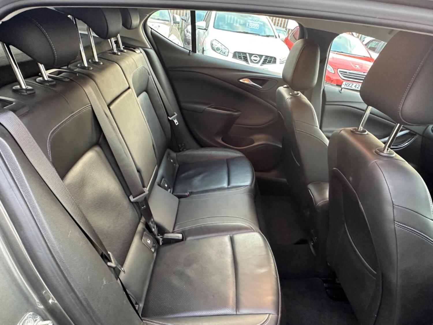 Used Vauxhall Astra 2017 for sale - 76273301: Photo 37