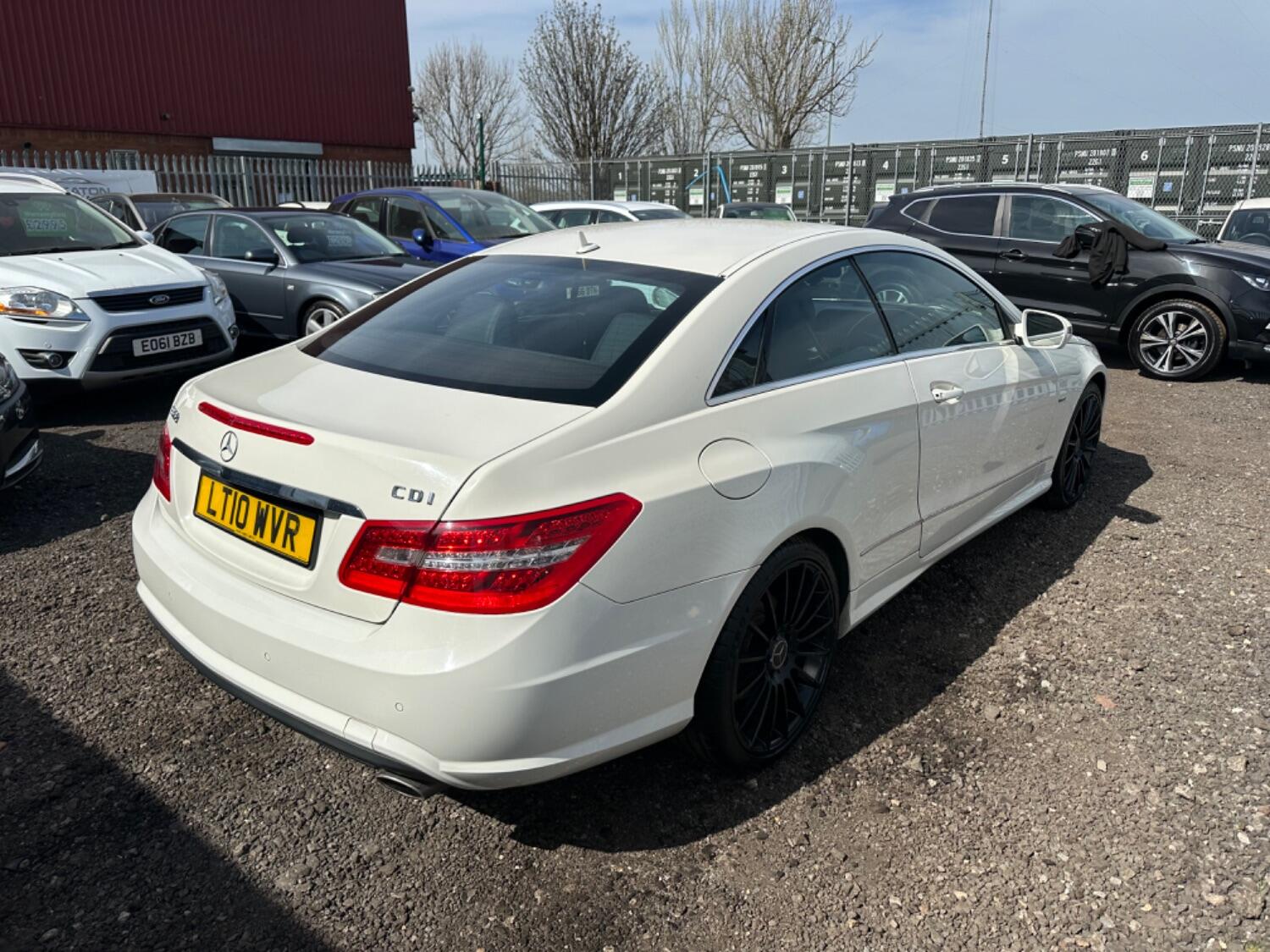 Used Mercedes-Benz E Class 2010 for sale - 76510983: Photo 9