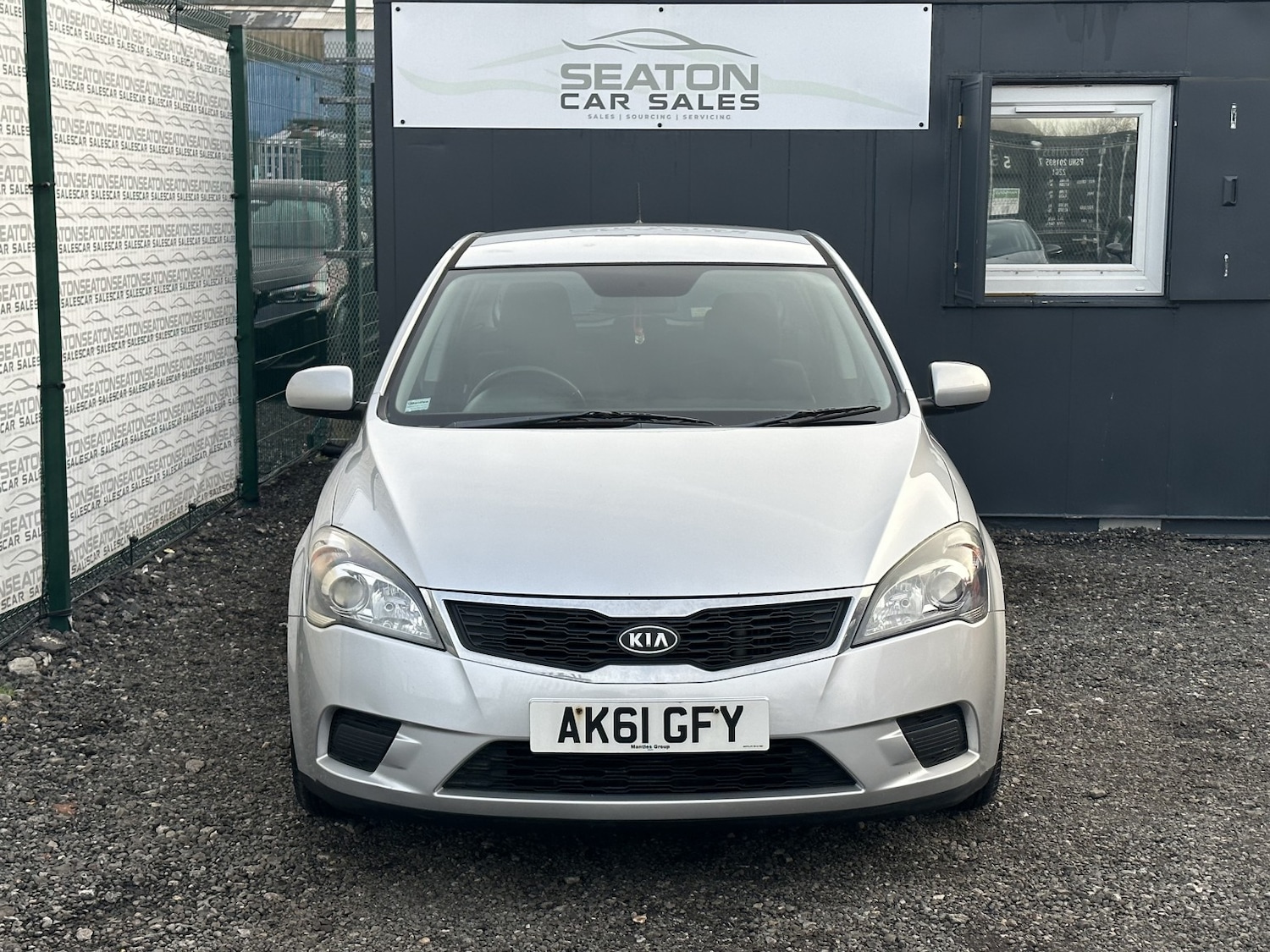 Used Kia Ceed 2011 for sale - 77159307: Photo 2