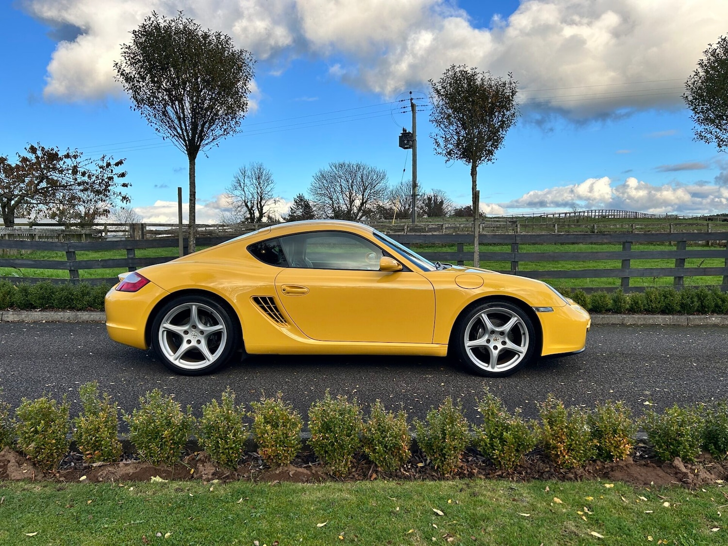 Used Porsche Cayman 2007 for sale - 76346663: Photo 1