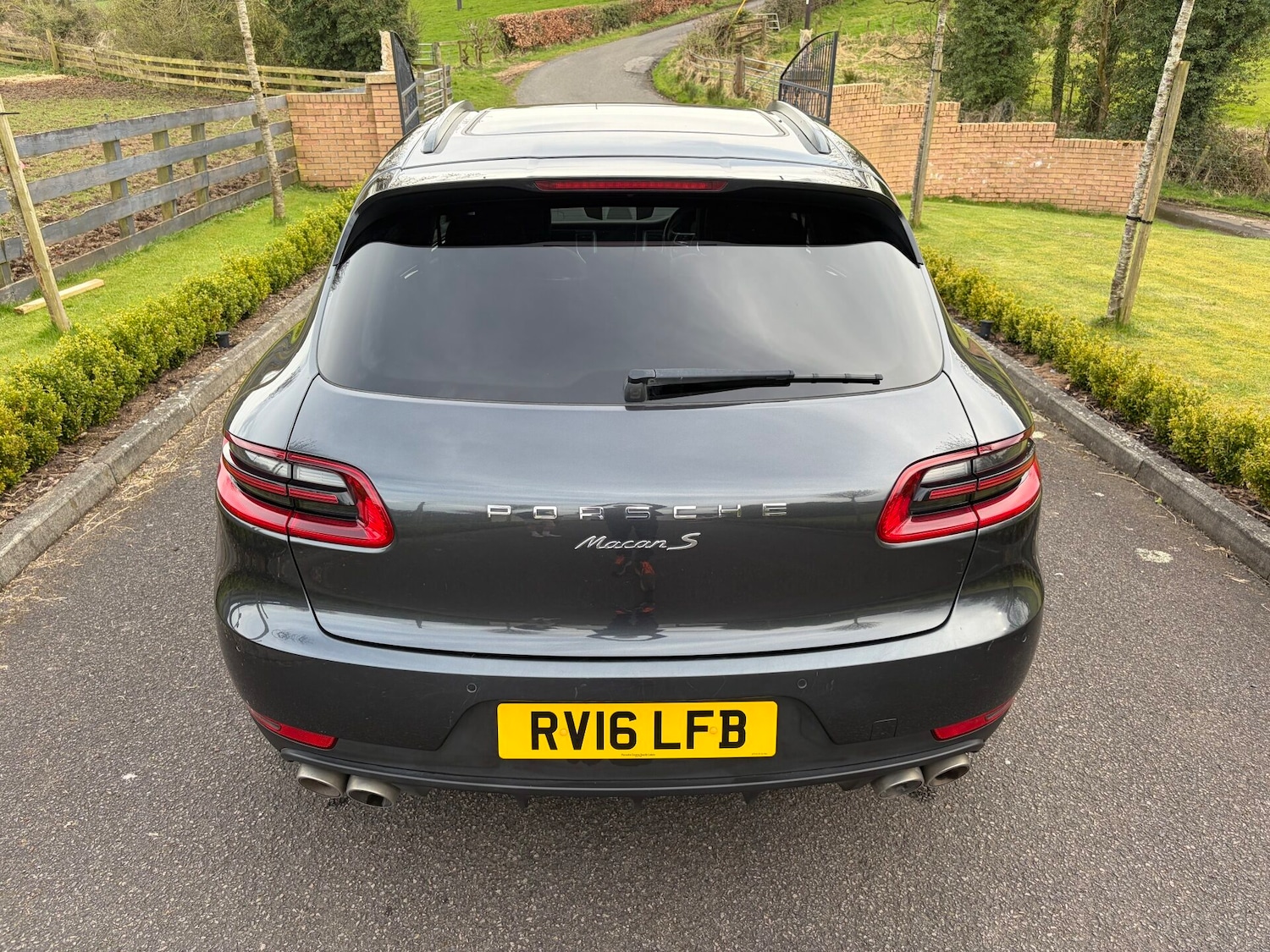 Used Porsche Macan 2016 for sale - 78164603: Photo 12