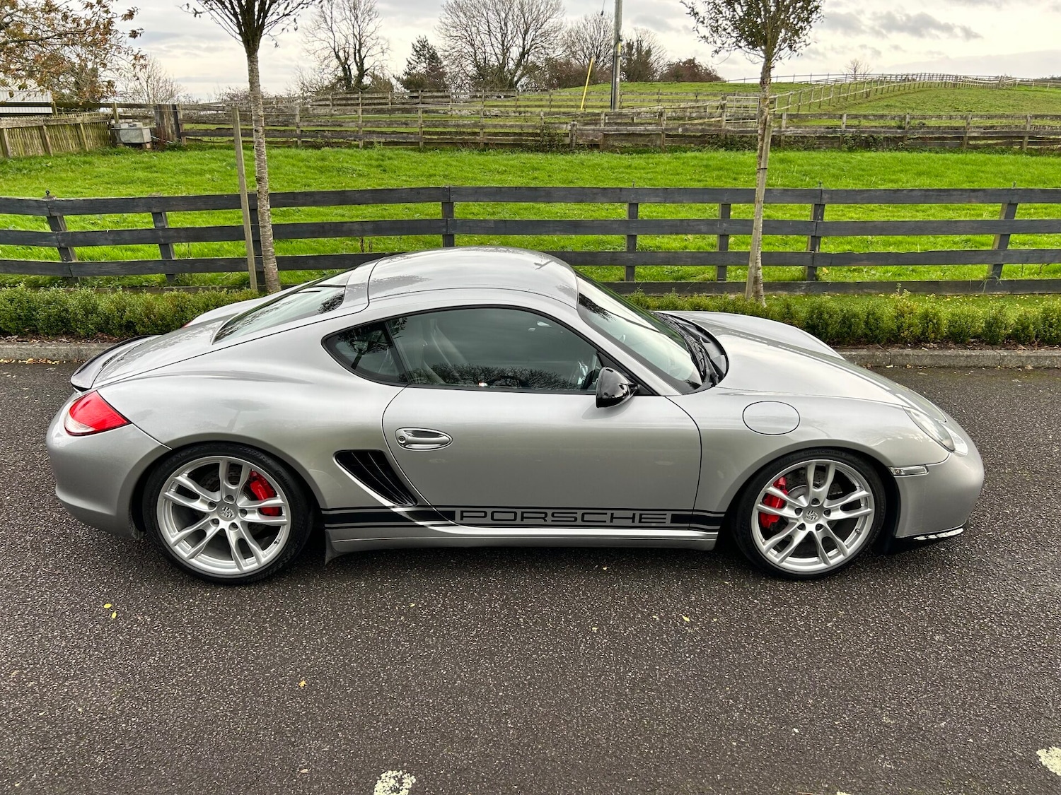 Used Porsche Cayman 2009 for sale - 76317267: Photo 2