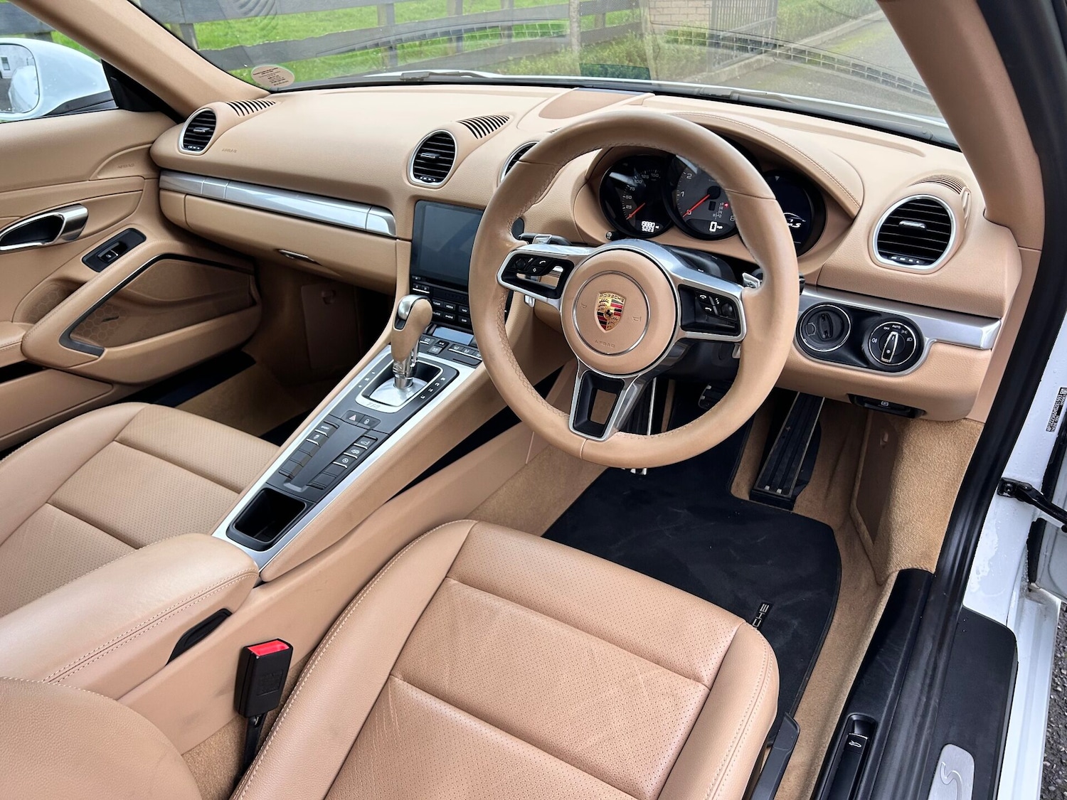 Used Porsche Cayman 2017 for sale - 76576674: Photo 16