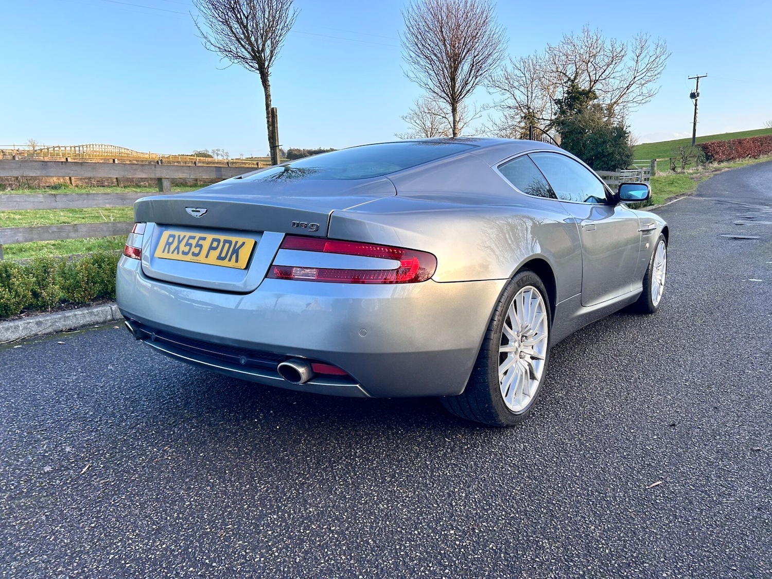 Used Aston Martin DB9 2005 for sale - 77355124: Photo 13
