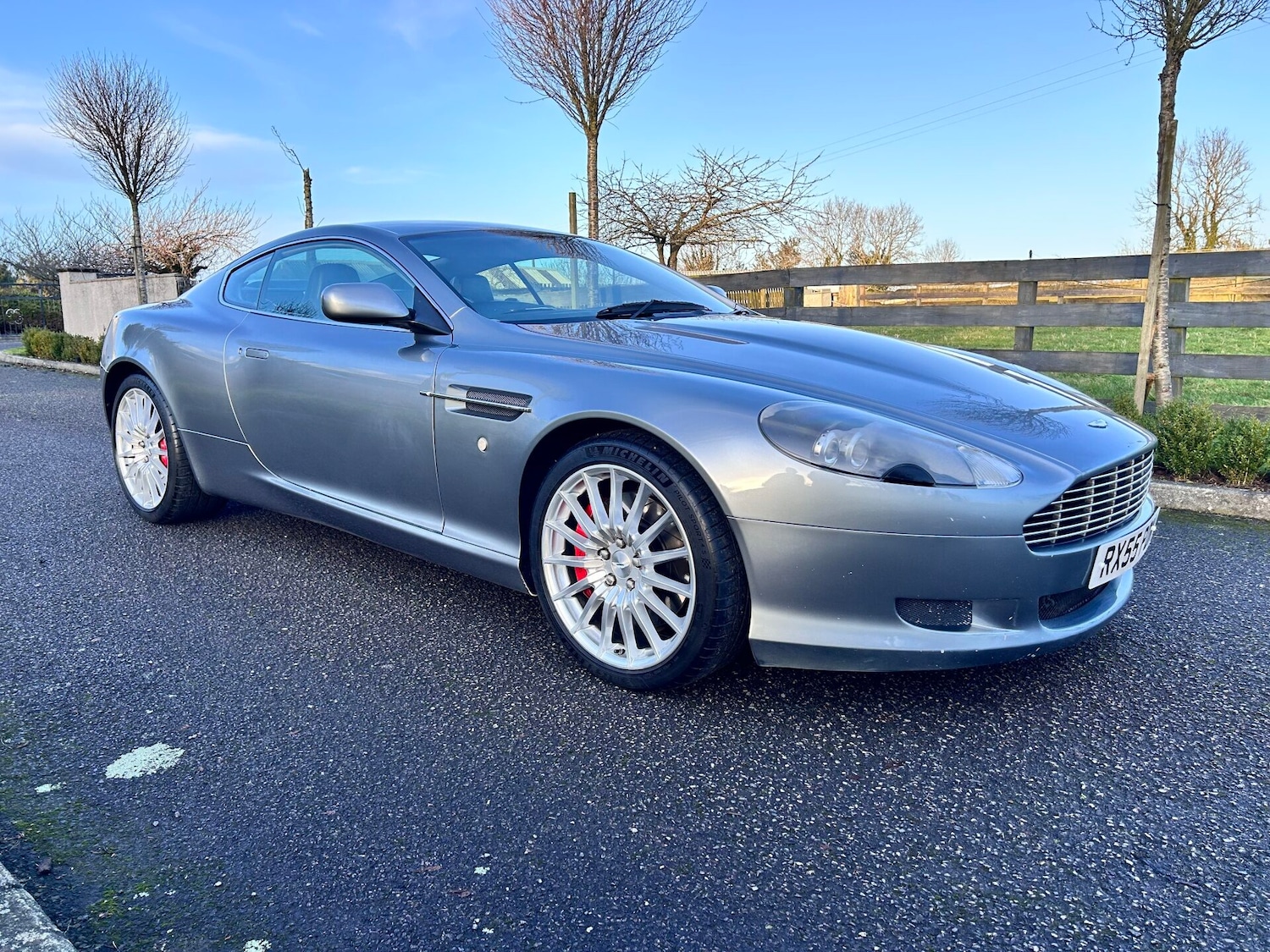 Used Aston Martin DB9 2005 for sale - 77355124: Photo 3