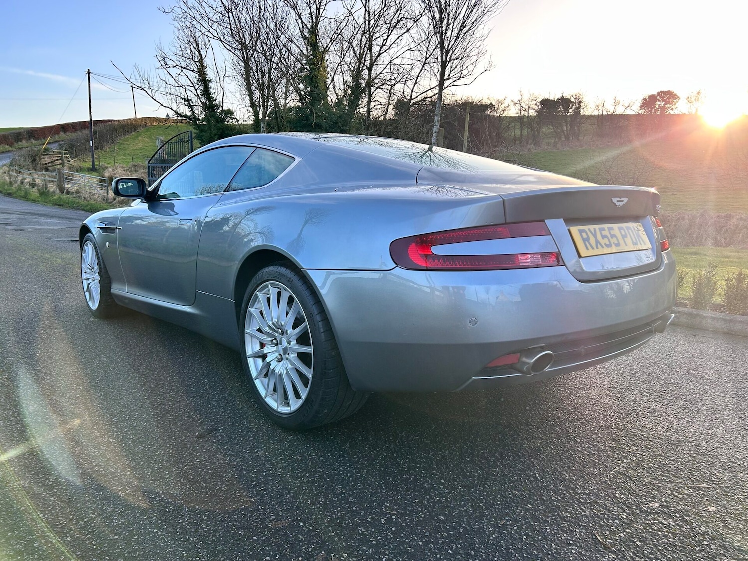 Used Aston Martin DB9 2005 for sale - 77355124: Photo 9