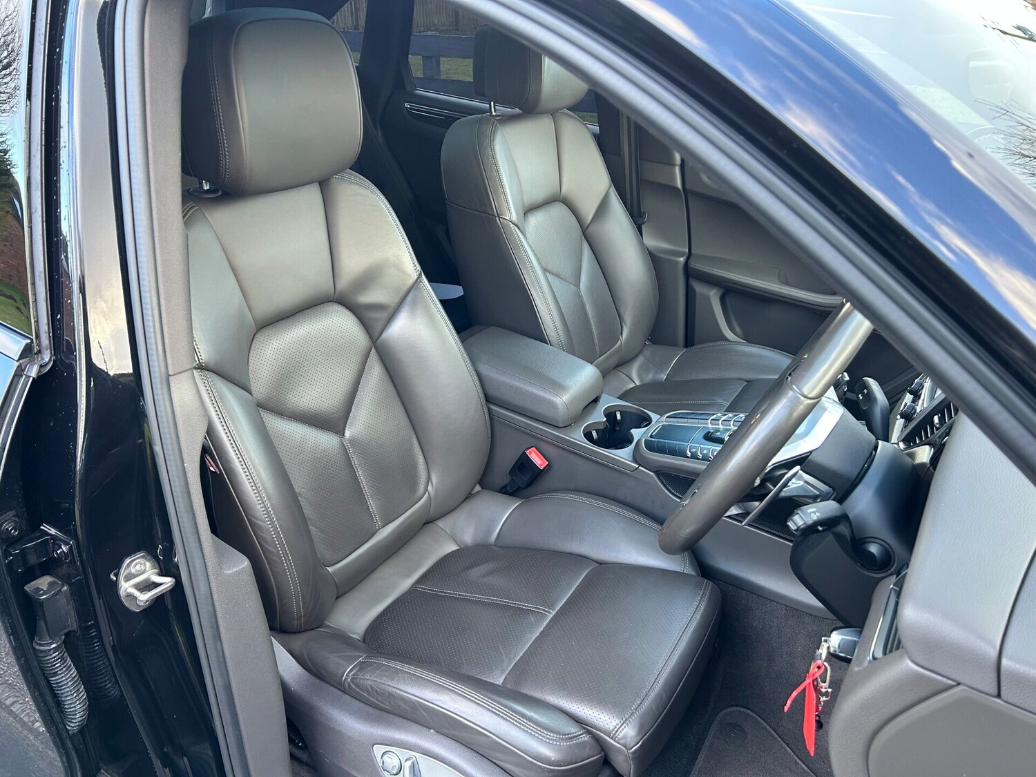 Used Porsche Macan 2015 for sale - 76641724: Photo 14