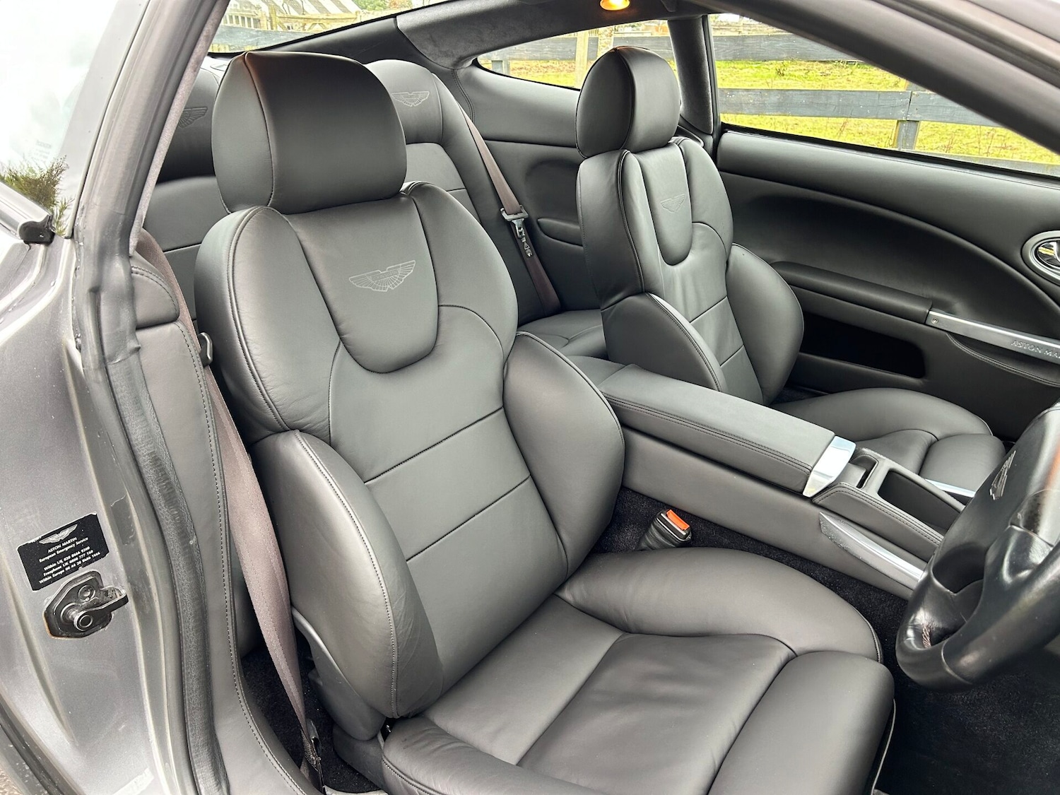 Used Aston Martin Vanquish 2003 for sale - 77034487: Photo 13