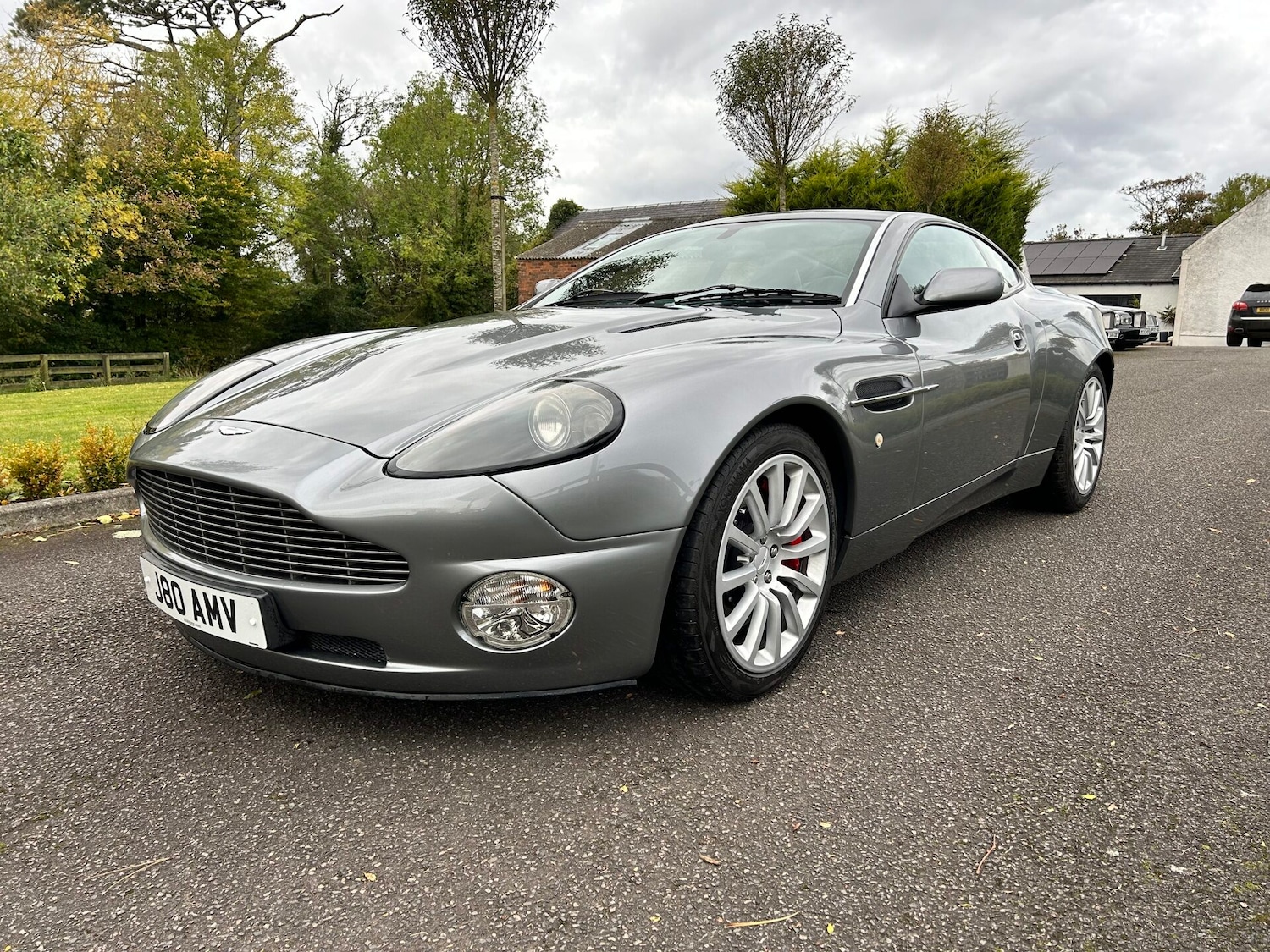 Used Aston Martin Vanquish 2003 for sale - 77034487: Photo 5
