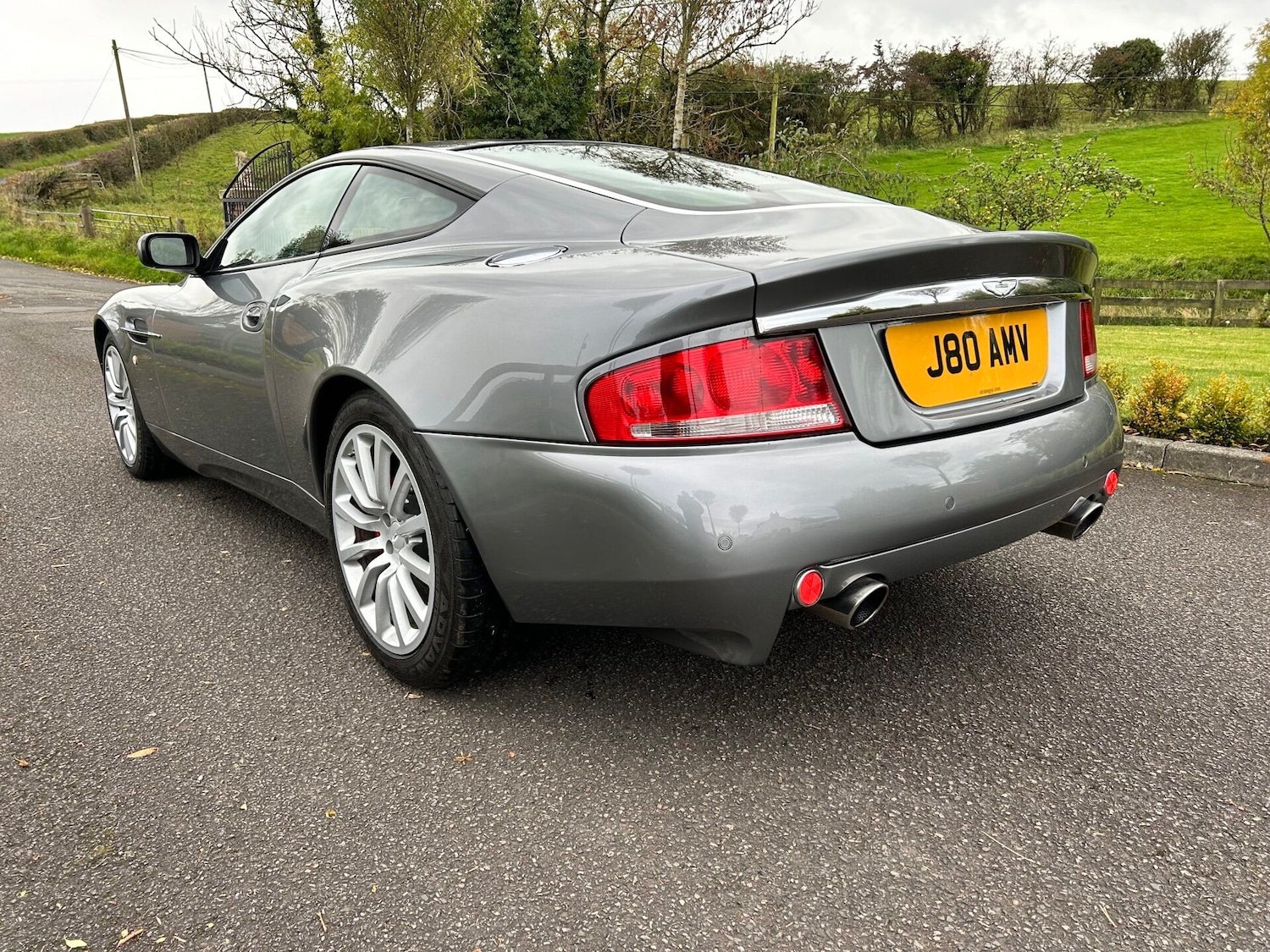 Used Aston Martin Vanquish 2003 for sale - 77034487: Photo 7