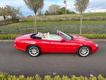 Used Jaguar XKR 1998 for sale - 79032895: Photo