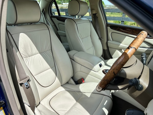 Used Jaguar XJ 2004 for sale - 75426363: Photo 9