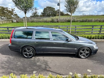 Used Volvo V70 2003 for sale - 75946307: Photo