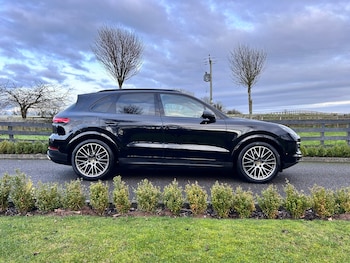 Used Porsche Cayenne 2018 for sale - 77034476: Photo