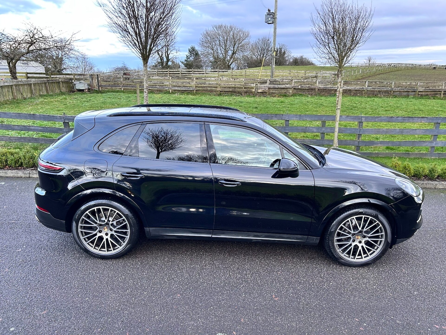 Used Porsche Cayenne 2018 for sale - 77034476: Photo 2