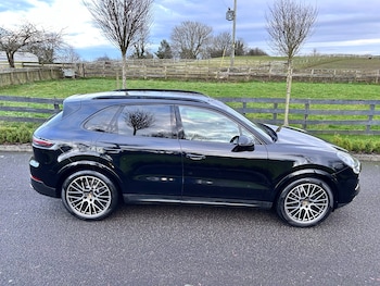 Used Porsche Cayenne 2018 for sale - 77034476: Photo