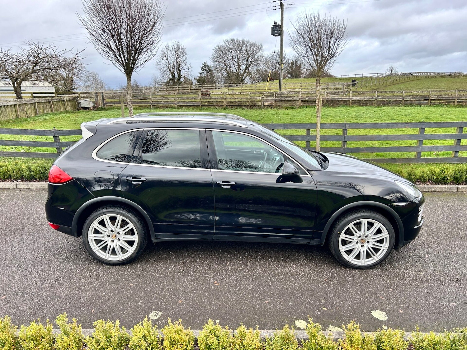 Used Porsche Cayenne 2018 for sale - 77034477: Photo 2