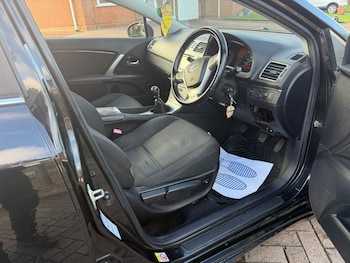 Used Toyota Avensis 2013 for sale - 78326019: Photo