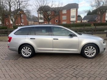 Used Skoda Octavia 2014 for sale - 78328435: Photo