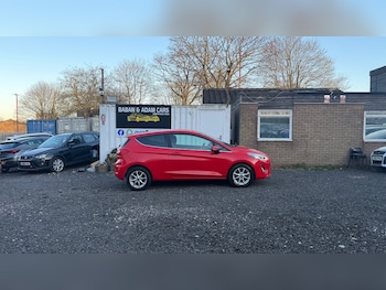 Used Ford Fiesta 2018 for sale - 77973533: Photo