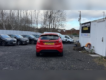 Used Ford Fiesta 2014 for sale - 77125858: Photo