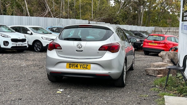 Used Vauxhall Astra 2014 for sale - 76300714: Photo 11
