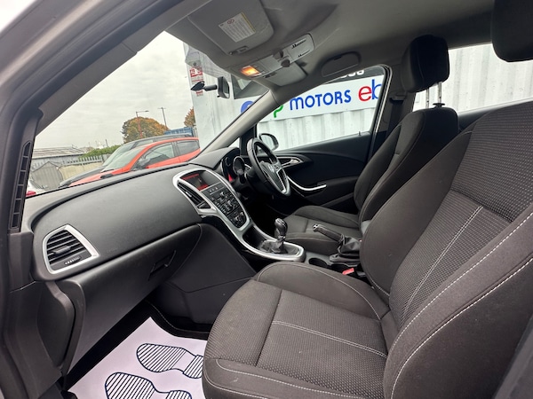 Used Vauxhall Astra 2014 for sale - 76300714: Photo 16