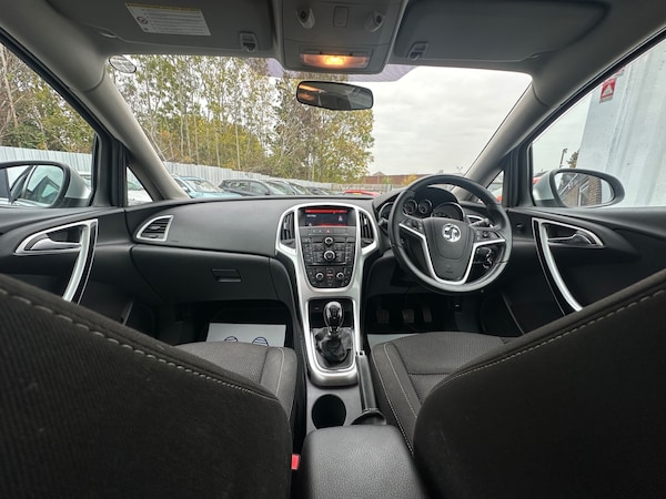 Used Vauxhall Astra 2014 for sale - 76300714: Photo 18