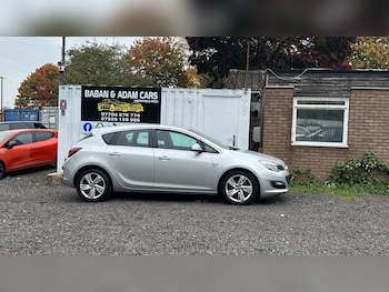 Vauxhall - Astra