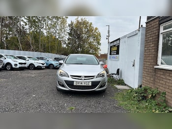 Used Vauxhall Astra 2014 for sale - 76300714: Photo 2
