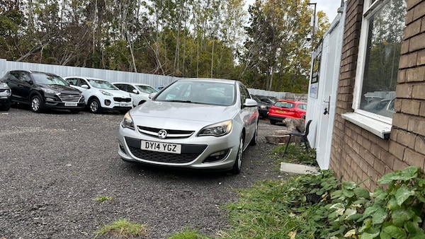 Used Vauxhall Astra 2014 for sale - 76300714: Photo 6