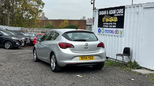 Used Vauxhall Astra 2014 for sale - 76300714: Photo 9