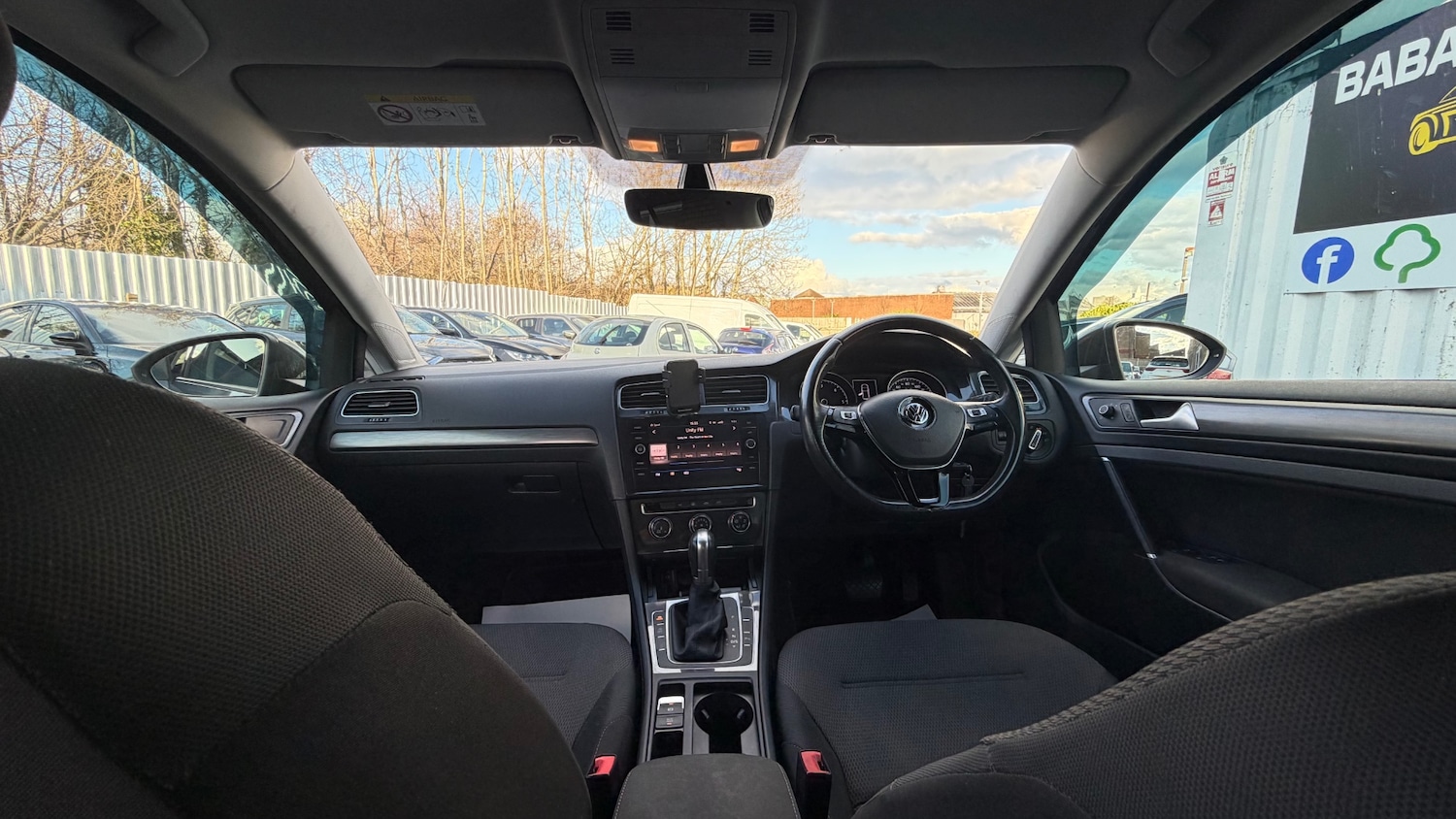 Used Volkswagen Golf 2017 for sale - 77704390: Photo 21