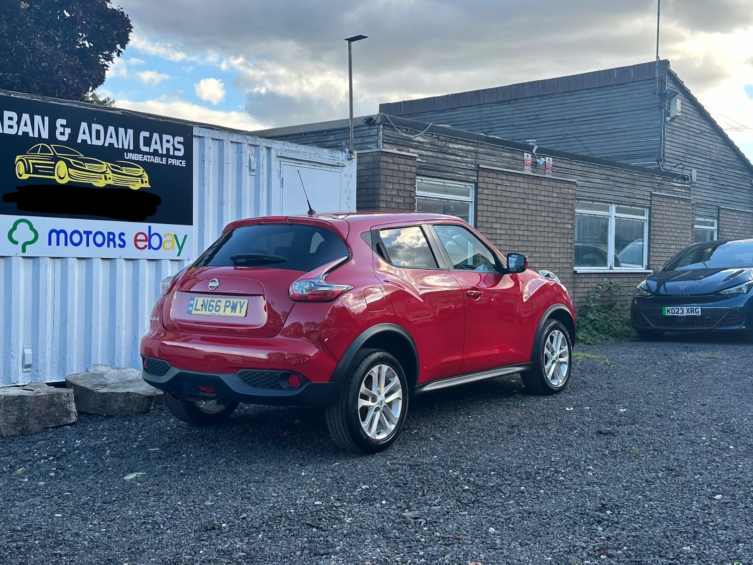 Used Nissan Juke 2016 for sale - 76718860: Photo 3