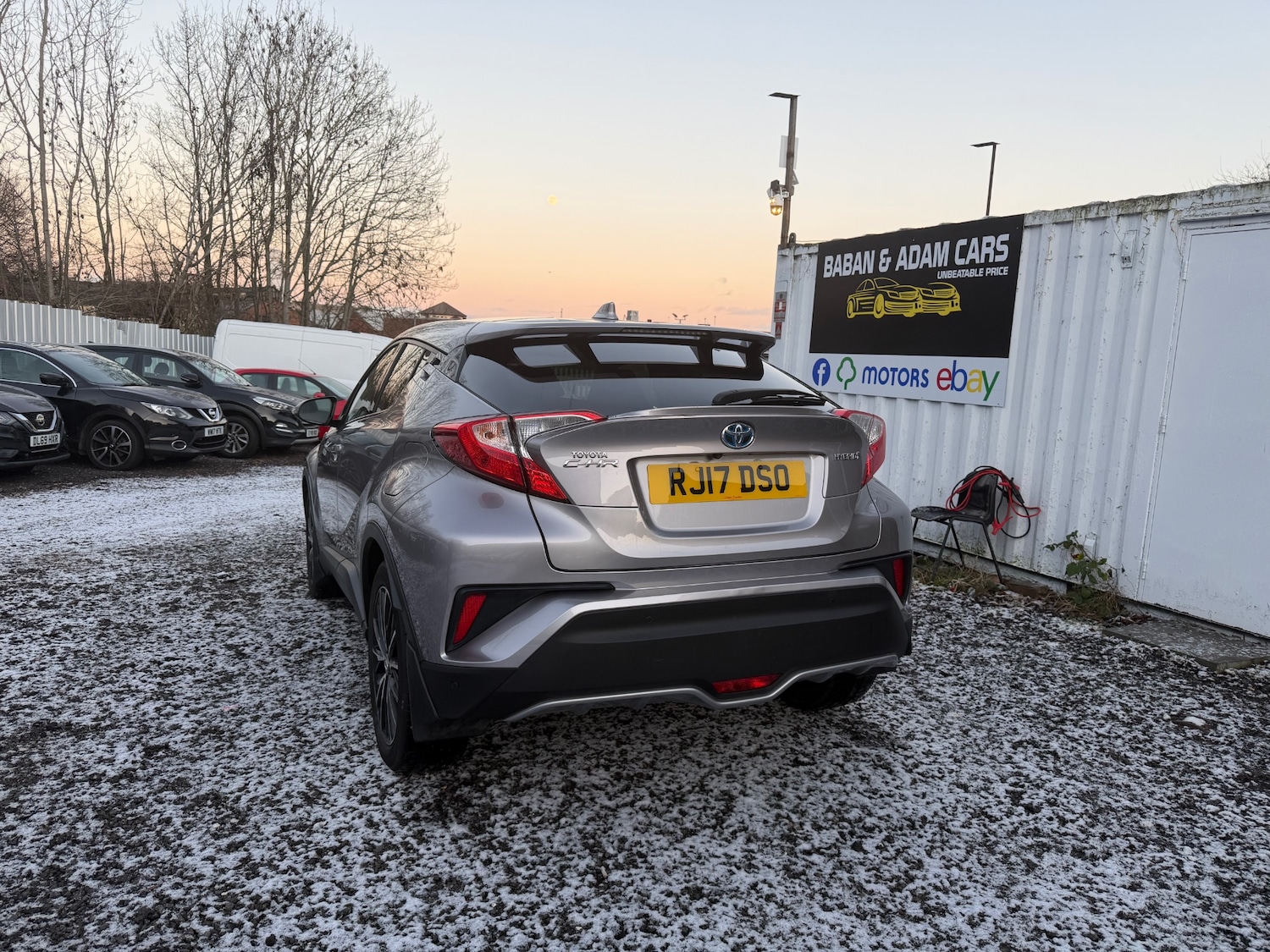 Used Toyota C-HR 2017 for sale - 77090230: Photo 2
