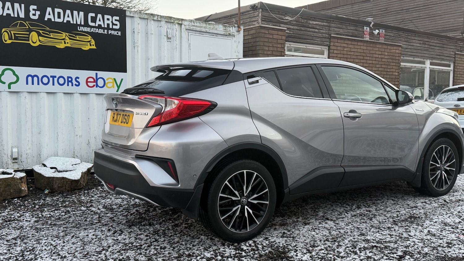 Used Toyota C-HR 2017 for sale - 77090230: Photo 29