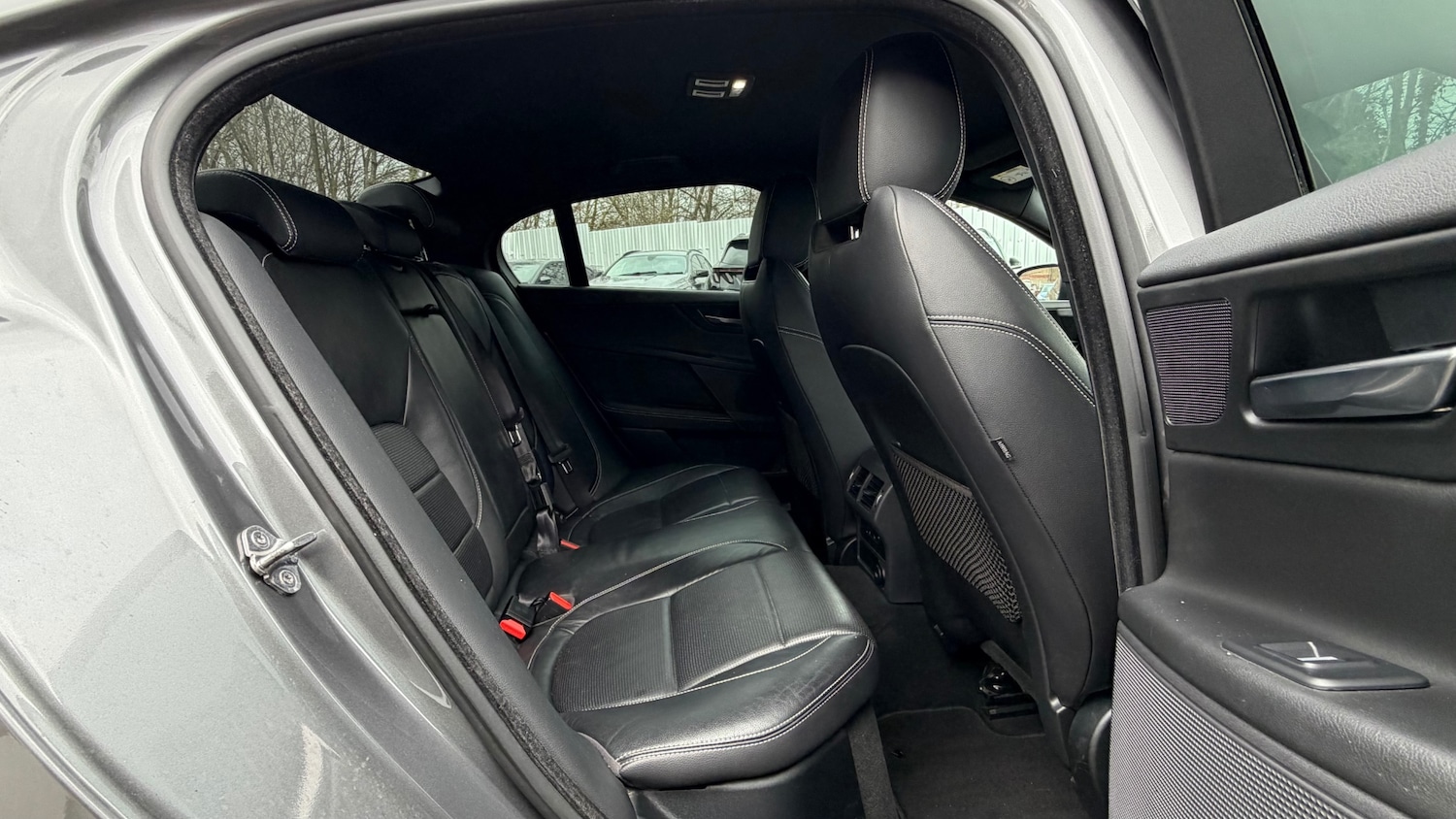 Used Jaguar XE 2017 for sale - 77640070: Photo 18