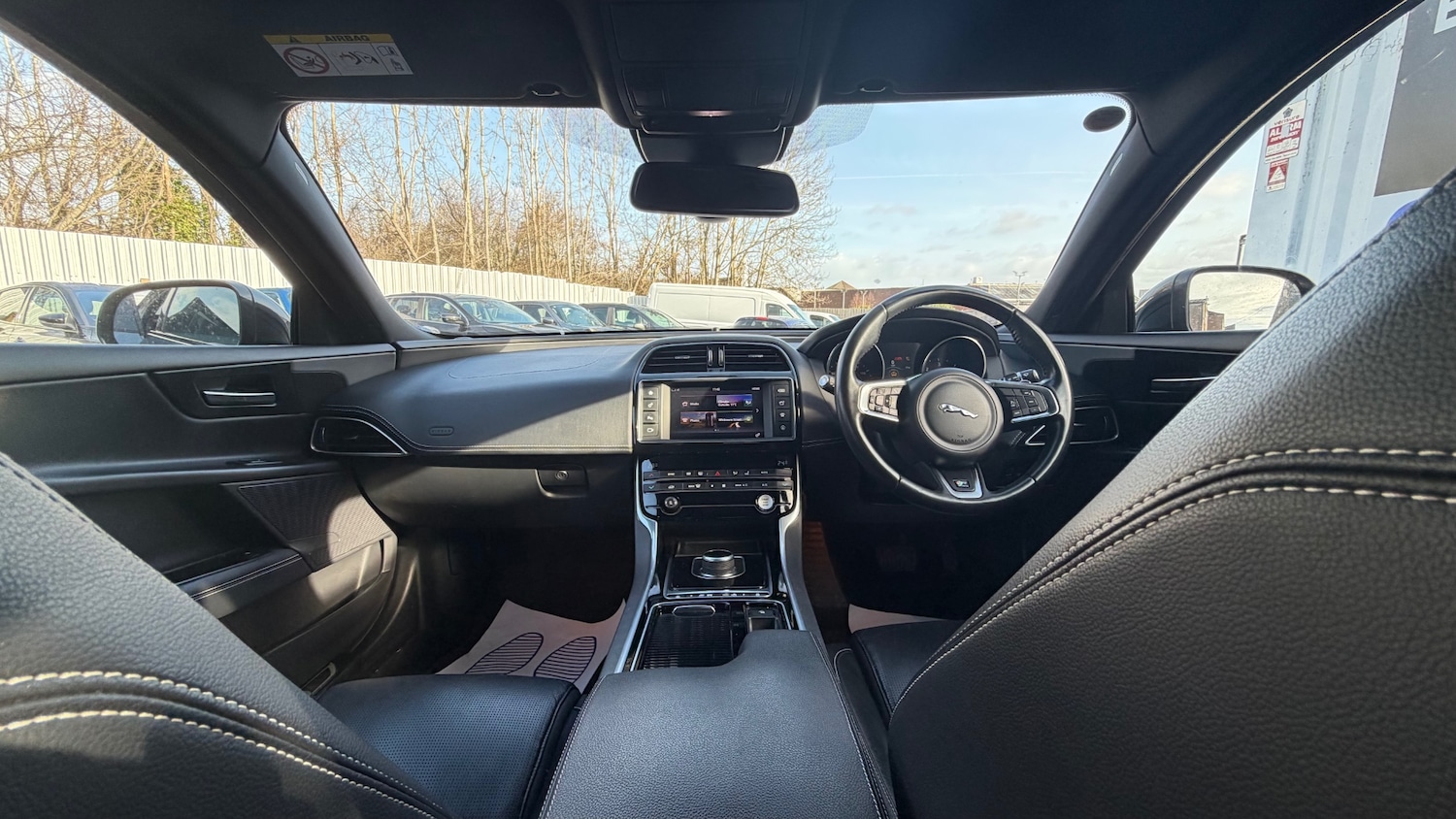 Used Jaguar XE 2017 for sale - 77640070: Photo 9