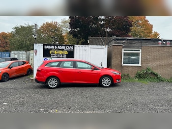 Used Ford Focus 2015 for sale - 76309749: Photo 3