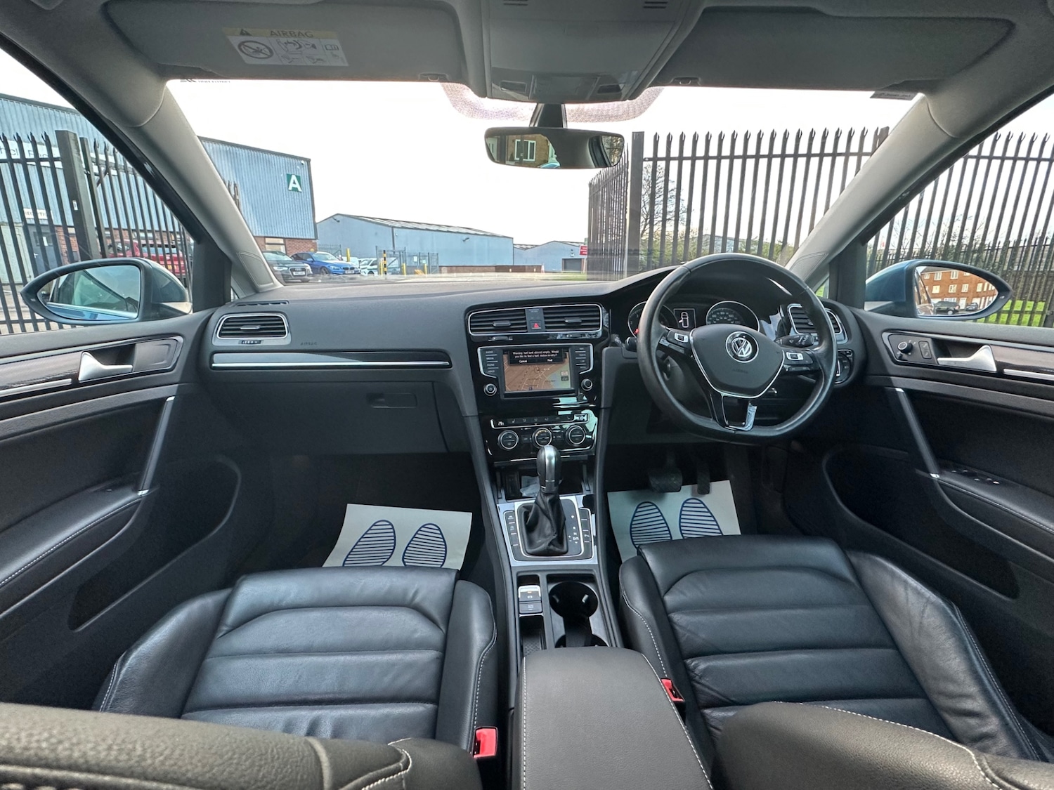 Used Volkswagen Golf 2017 for sale - 77240324: Photo 14