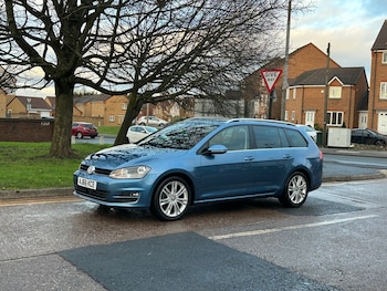 Used Volkswagen Golf 2017 for sale - 77240324: Photo