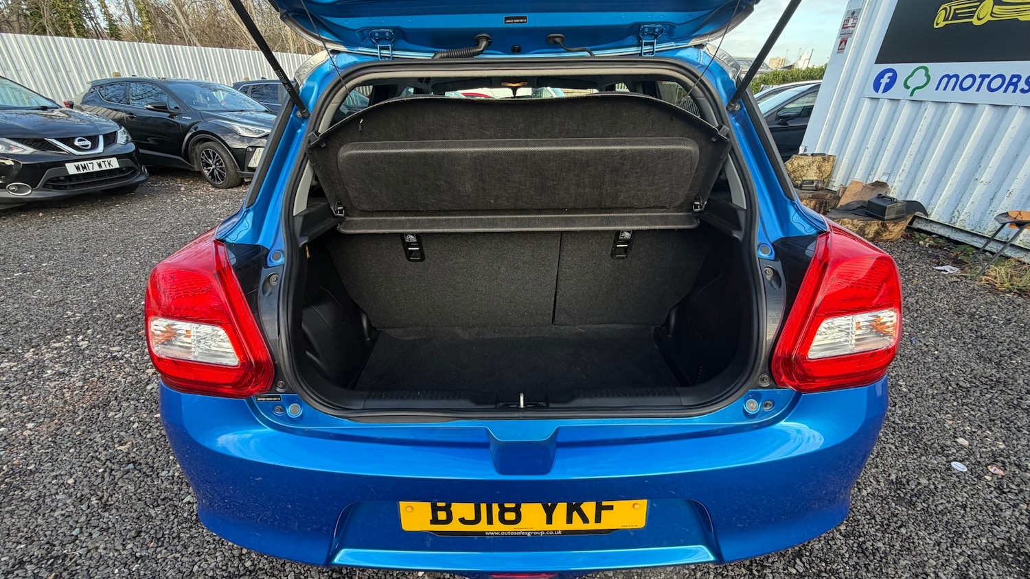 Used Suzuki Swift 2018 for sale - 77371742: Photo 36