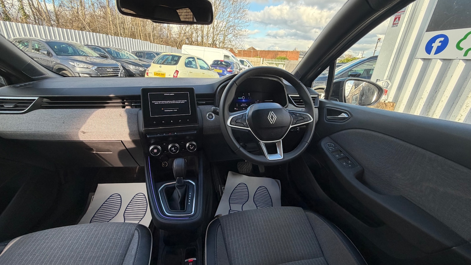 Used Renault Clio 2023 for sale - 77704346: Photo 20