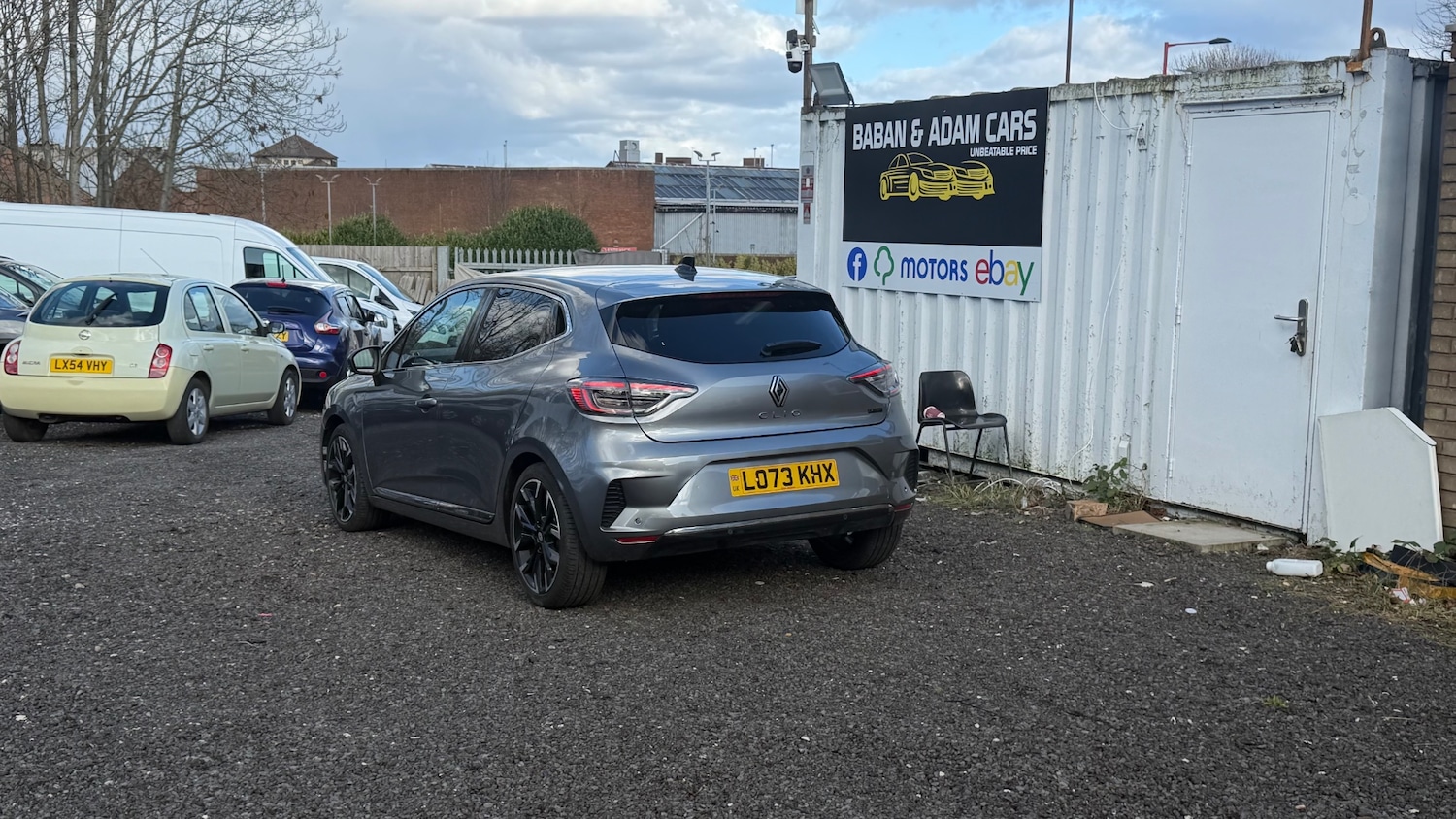 Used Renault Clio 2023 for sale - 77704346: Photo 3