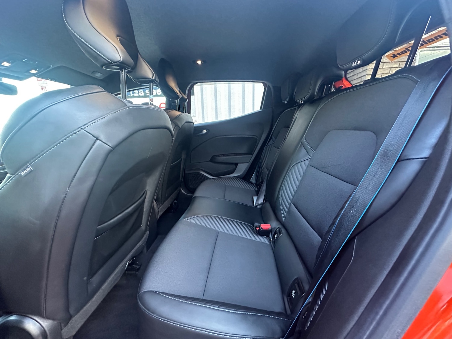 Used Renault Clio 2023 for sale - 76669170: Photo 13