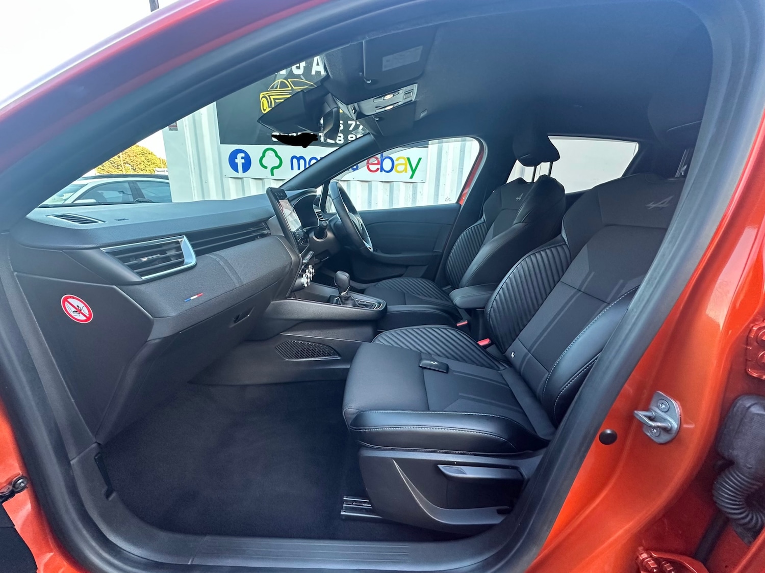 Used Renault Clio 2023 for sale - 76669170: Photo 16