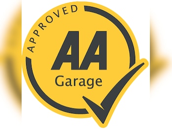 Used Renault Clio 2023 for sale - 76669170: Photo