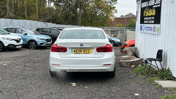 Used BMW 3 Series 2018 for sale - 76309792: Photo 10